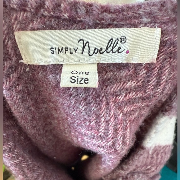 Simply Noelle OS Button Down Shawl Poncho Blanket Wrap - Picture 4 of 5